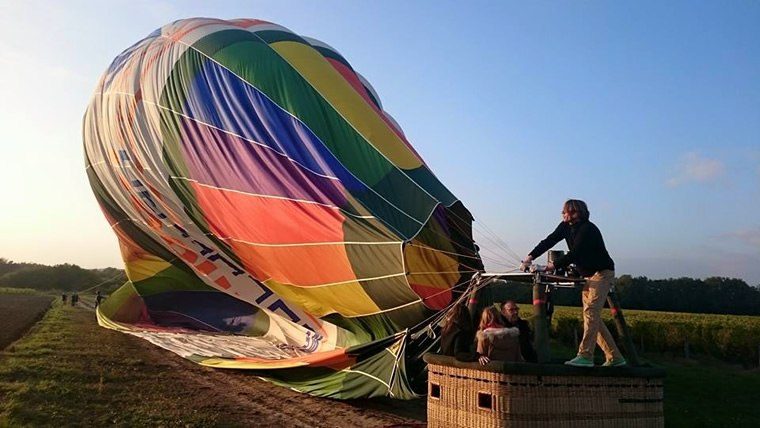 Comment vole une montgolfière